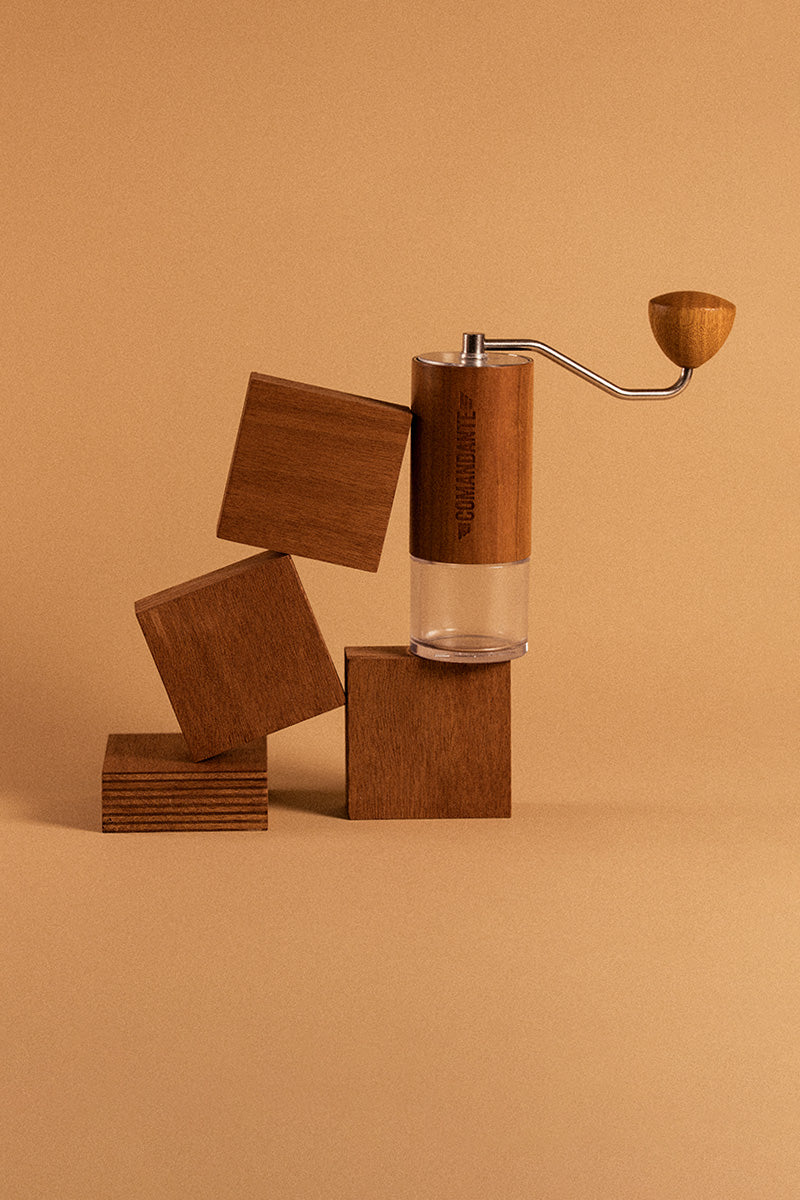 Moulin à café C40 MK4 Nitro Blade American Cherry, Comandante